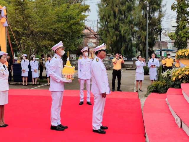 พิธีวางพานพุ่มดอกไม้ถวายราชสักการะเนื่องในวันชาติ และวันพ่อแห่งชาติ 5 ธันวาคม 2566