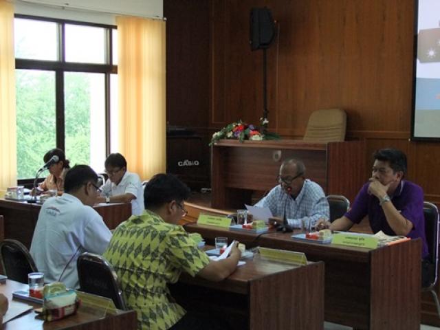 ประชุมคณะกรรมการพัฒนาองค์การบริหารส่วนตำบลห้วยทราย ครั้งที่ ๑/๒๕๕๘